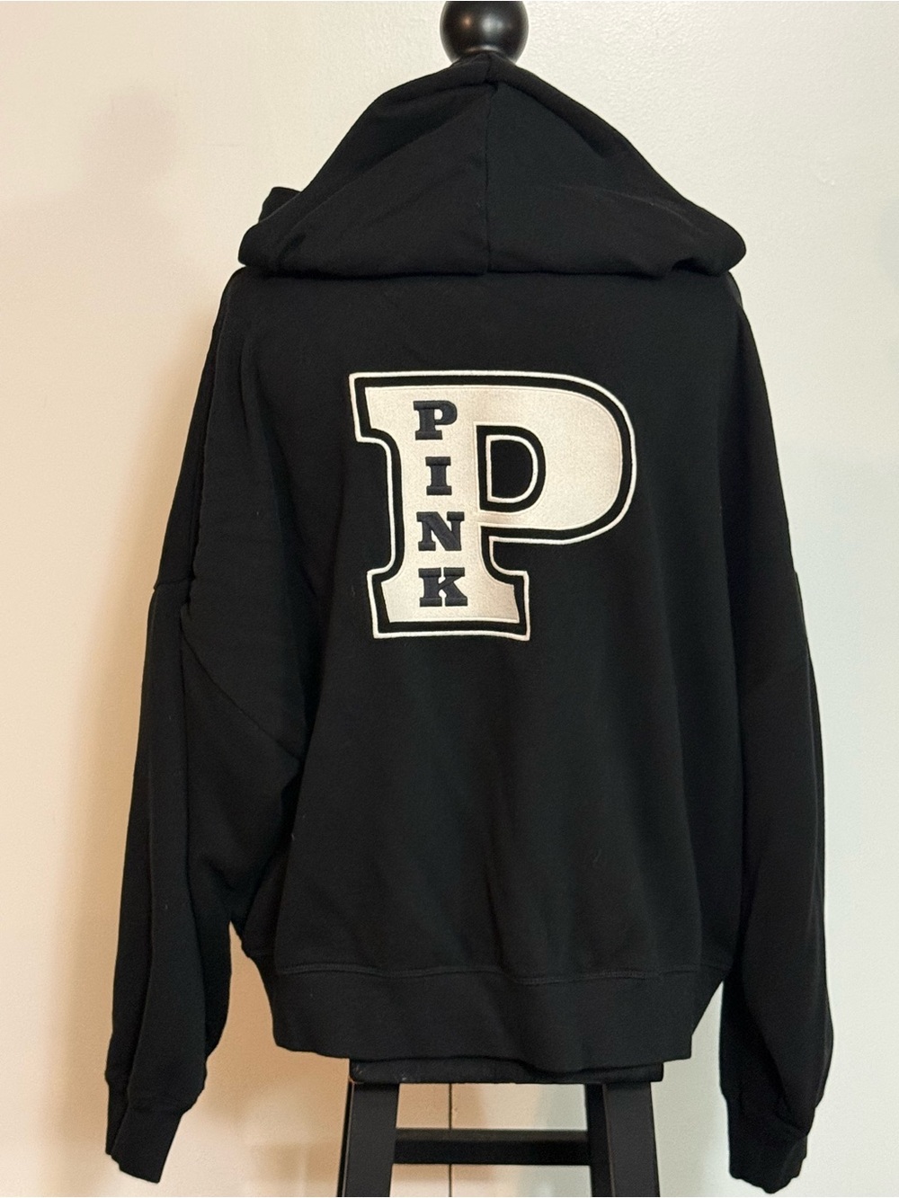 VS PINK Zip-up hoodie/jacket. - Picture 2 of 4
